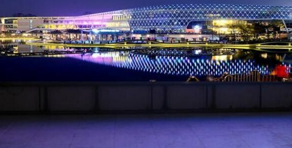 小間距全彩led顯示屏的評測要求？